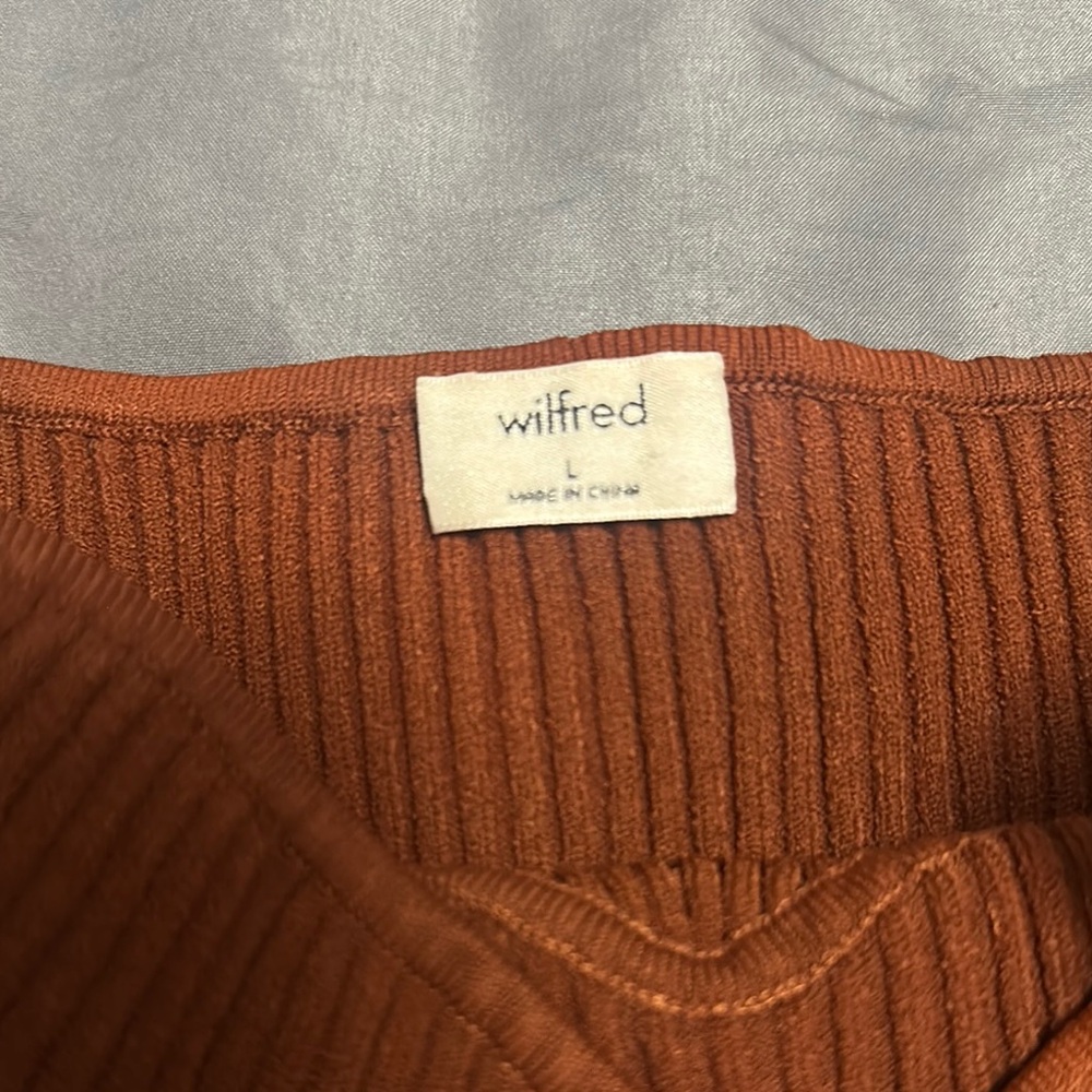 Wilfred Terracotta Ribbed Strapless Top - Picture 2 of 3